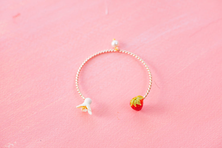 Wild Strawberry and Flower Bracelet