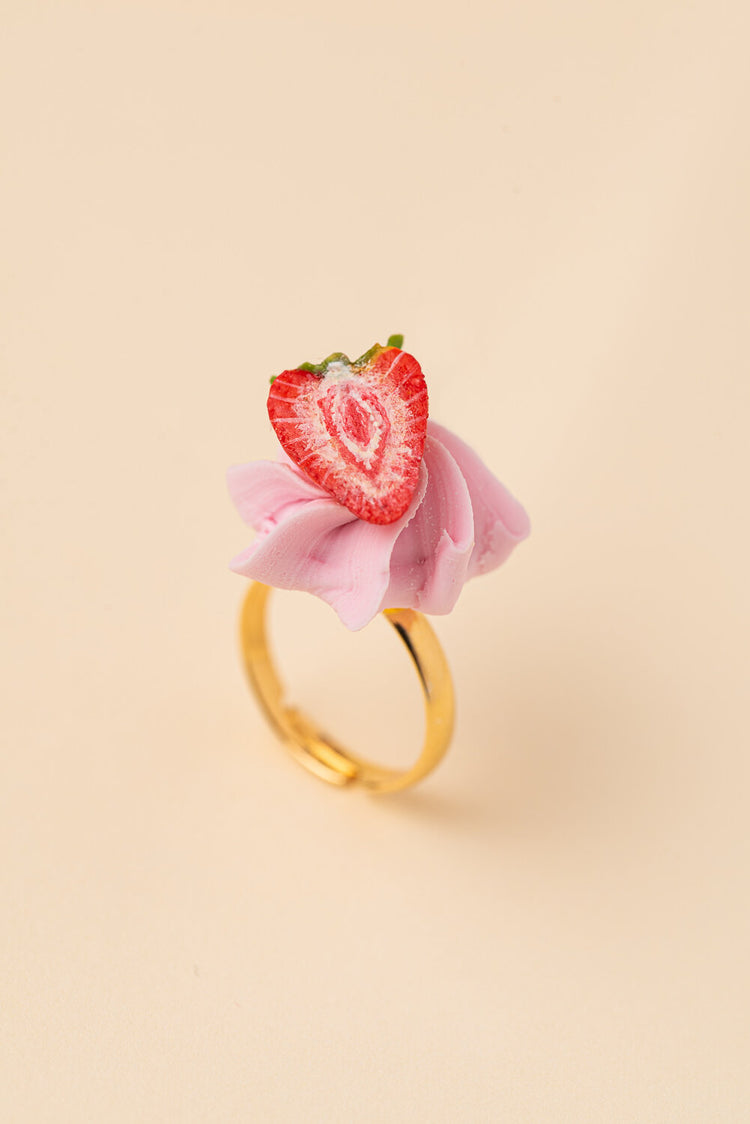 Strawberry Whipped Cream Ring